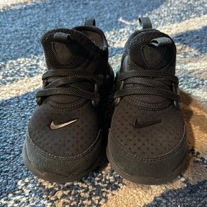 Black Nike Presto Size: 8c